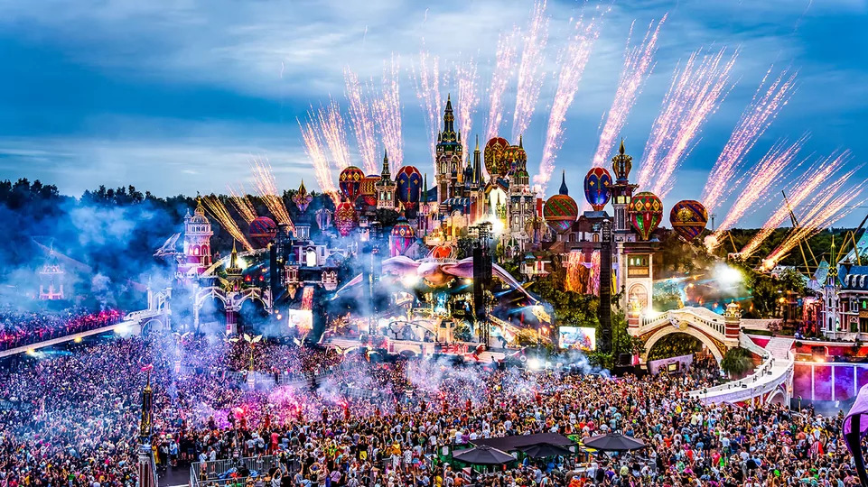 Tomorrowland – The Ultimate Electronic Music Festival